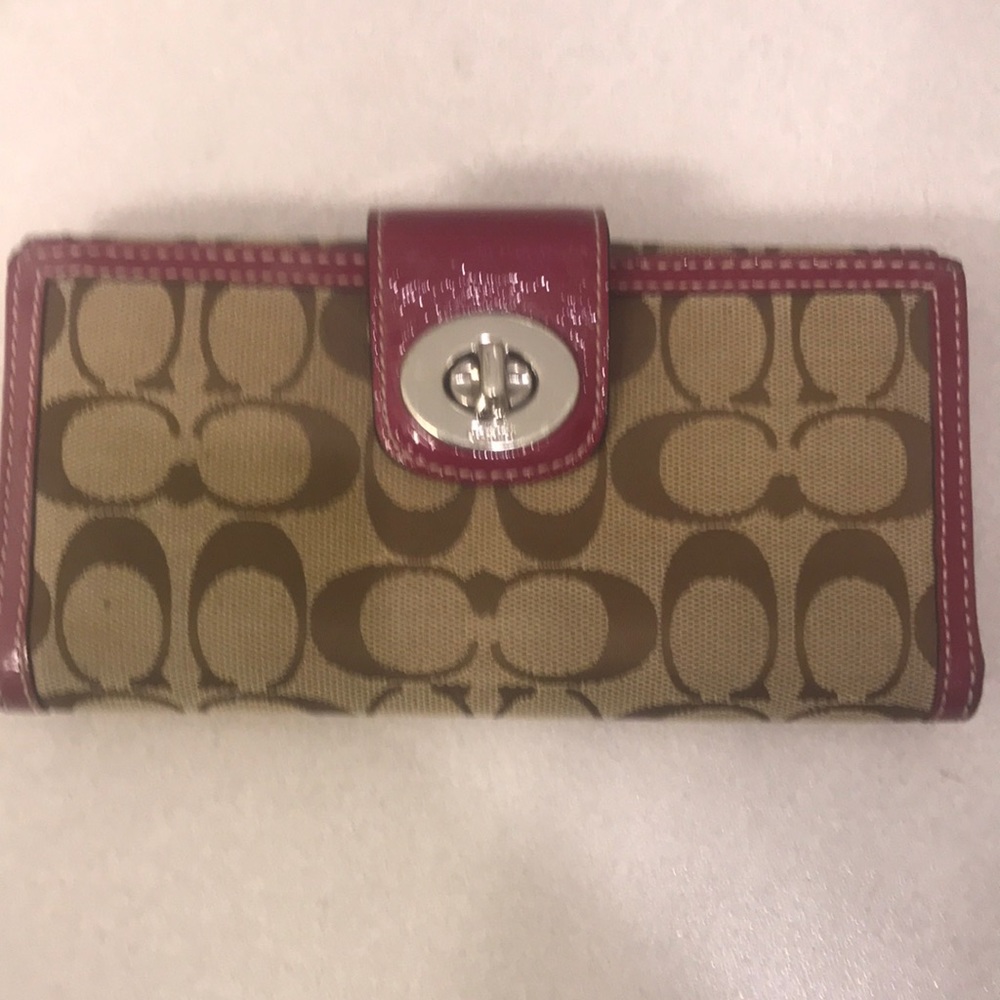 Coach wallet